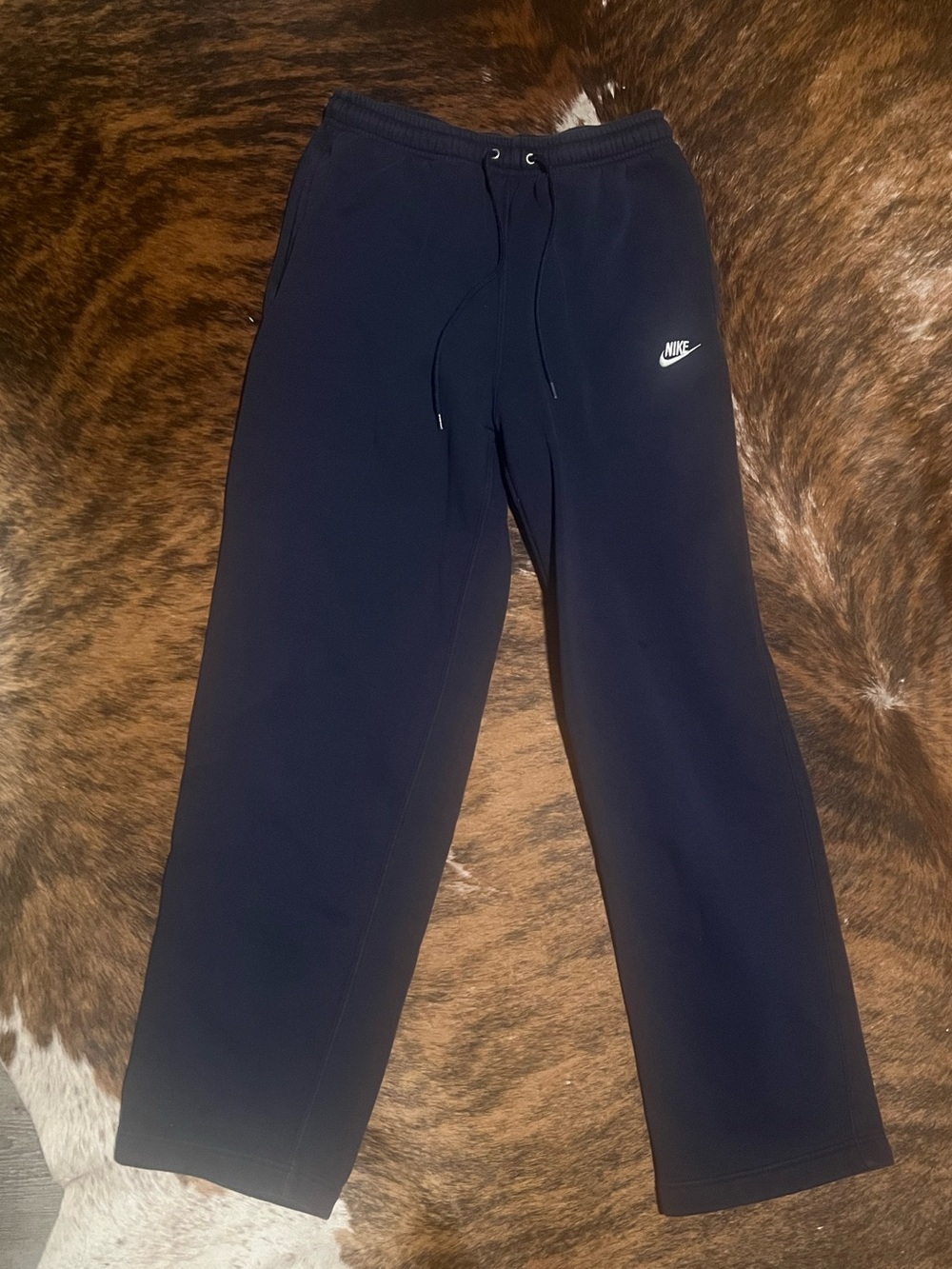 Nike, M - Picture 1 of 4